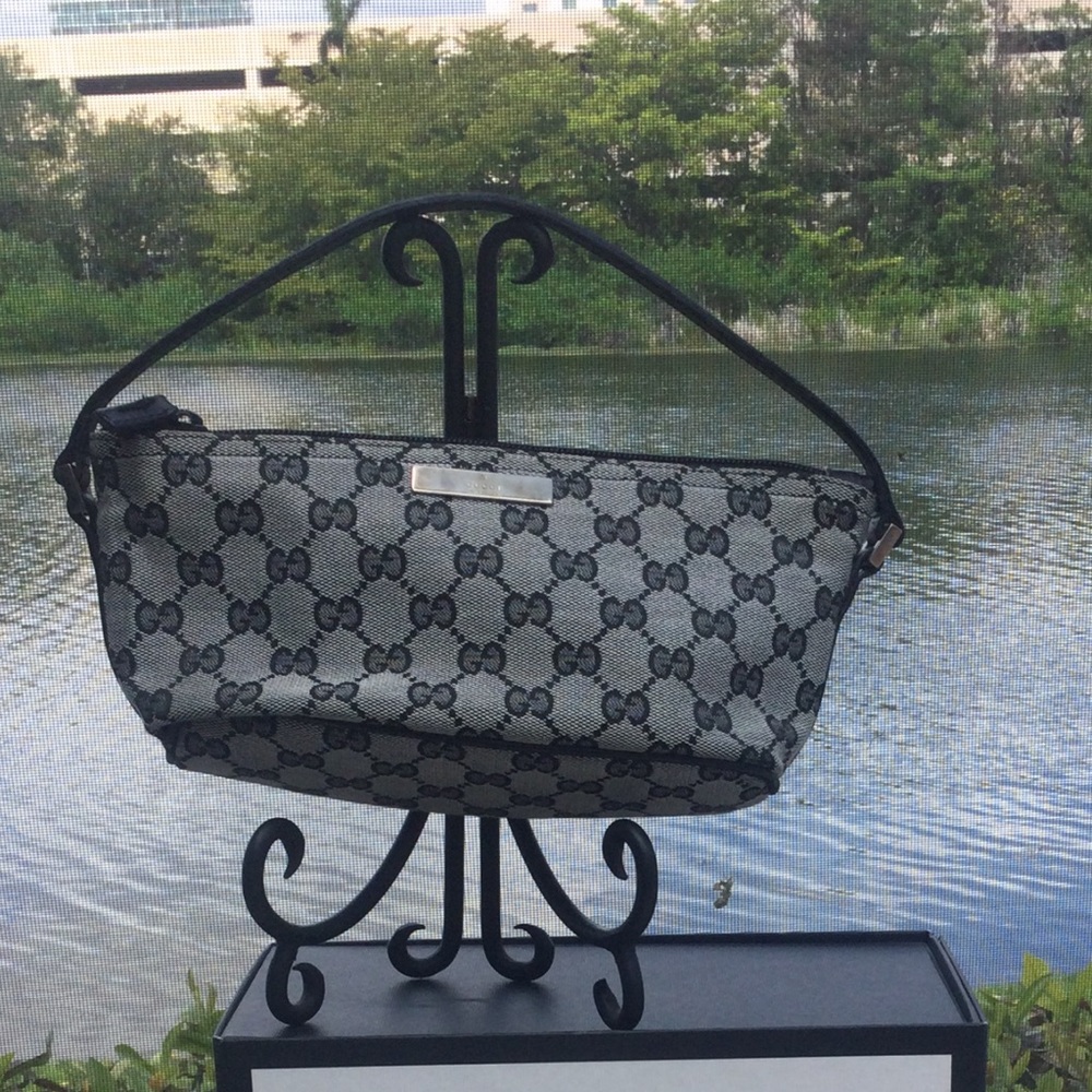 Authentic Gucci Boat Pochette
